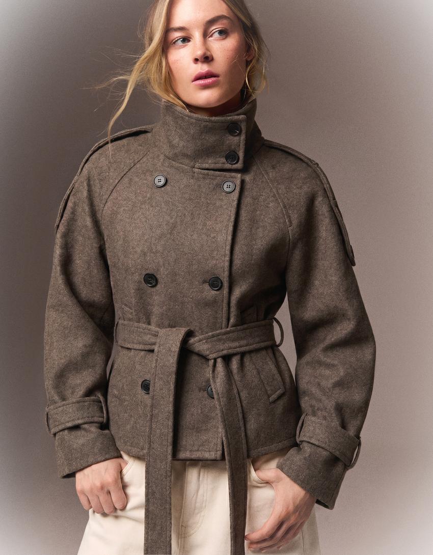 Manteau ceinturé Elvéra à col cheminée