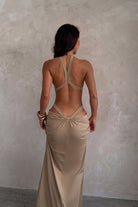 Robe longue col licou Imara à découpes – photo 2