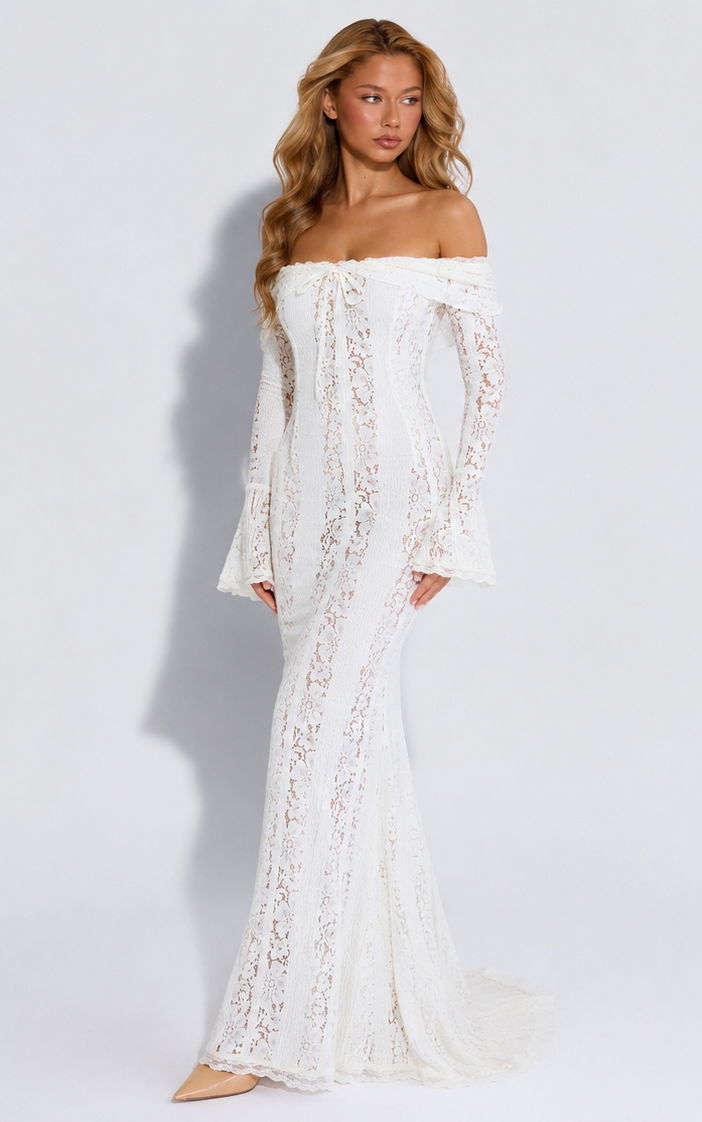 Robe longue en dentelle Ethereal – photo 9