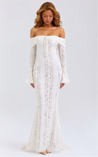 Robe longue en dentelle Ethereal – photo 12